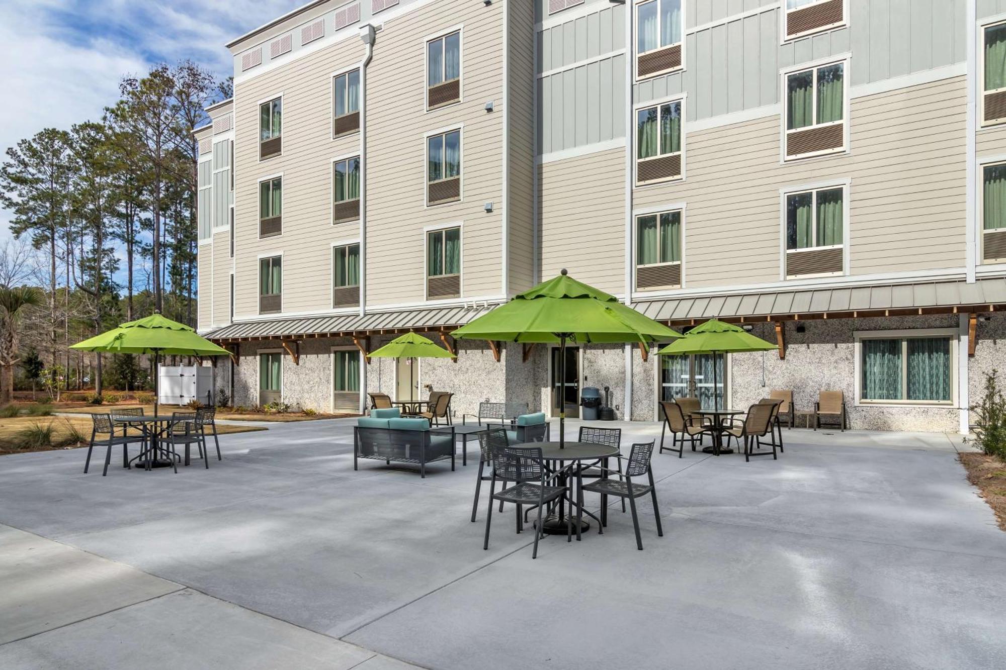 Best Western Plus Bluffton/Hilton Head Hotel Exterior photo